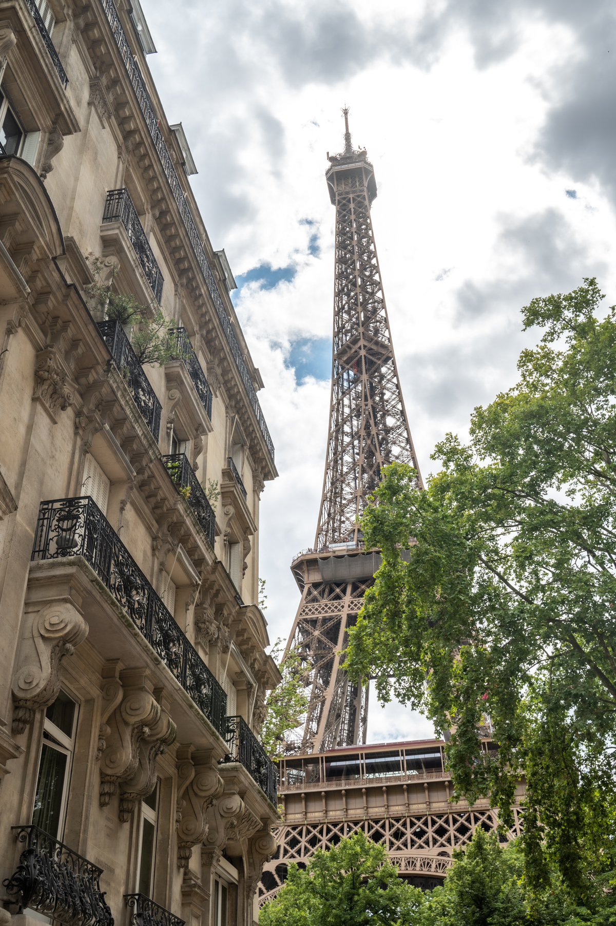 Stacie Flinner Summer in Paris Guide-3.jpg