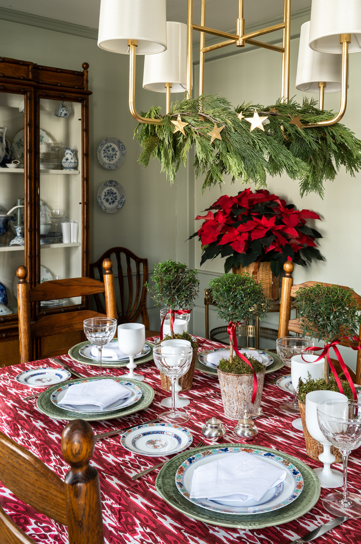 Stacie Flinner Christmas Dinner Tablescape Traditional New England Christmas -3.jpg