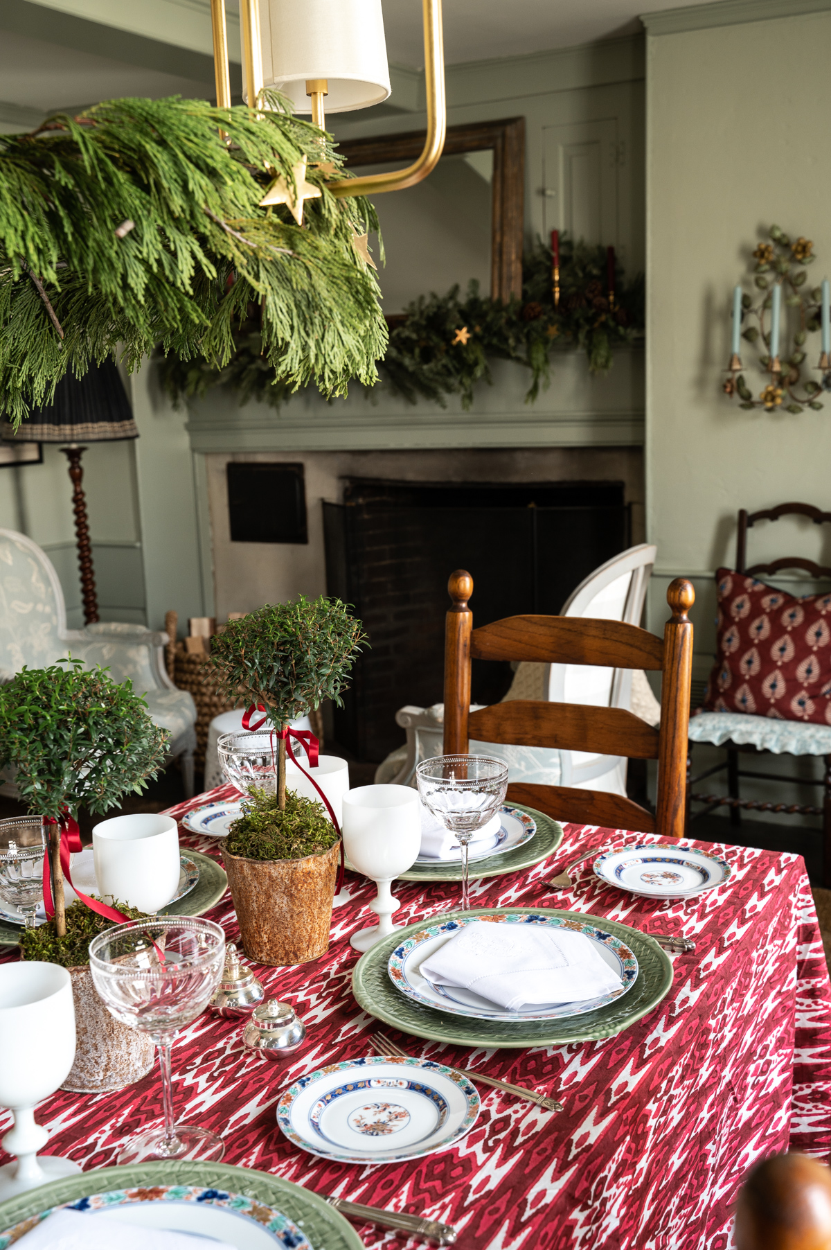 Stacie Flinner Christmas Dinner Tablescape Traditional New England Christmas -9.jpg