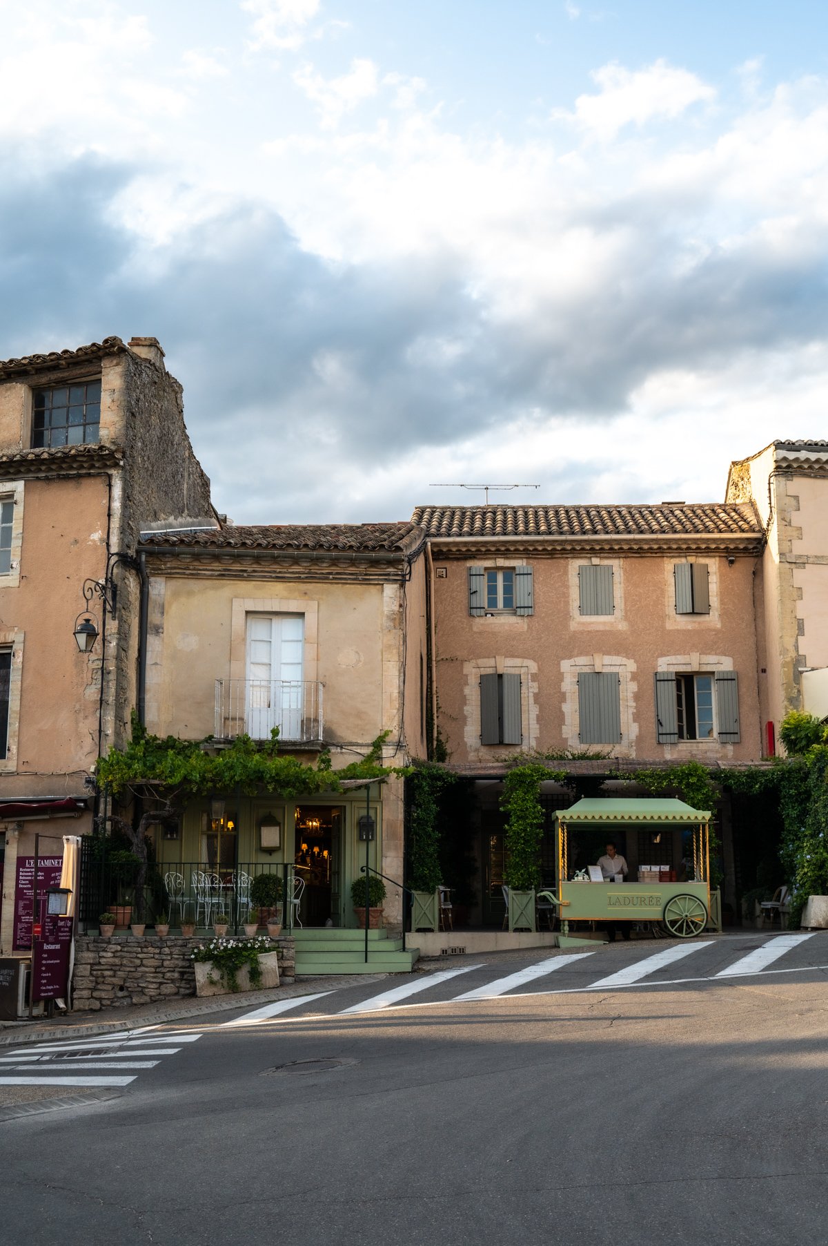 Stacie Flinner Airelles Gordes%2C La Bastide Best Hotels Provence France -33.jpg